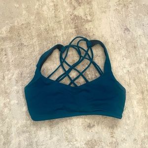 Lululemon Free to Be Bra - Wild 
Light Support, A/B Cup Teal